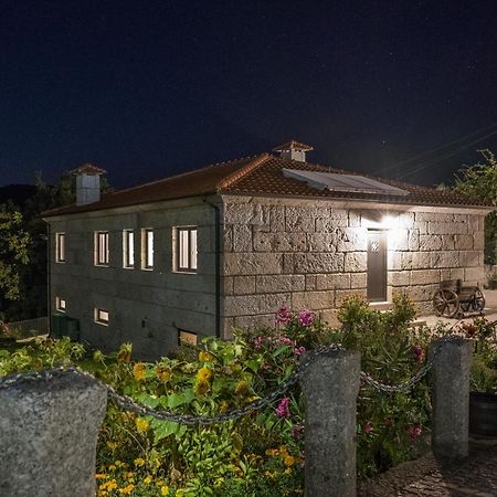 בית הארחה פאפה 	Casa Do Vale מראה חיצוני תמונה