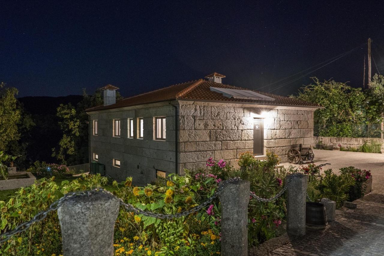 בית הארחה פאפה 	Casa Do Vale מראה חיצוני תמונה