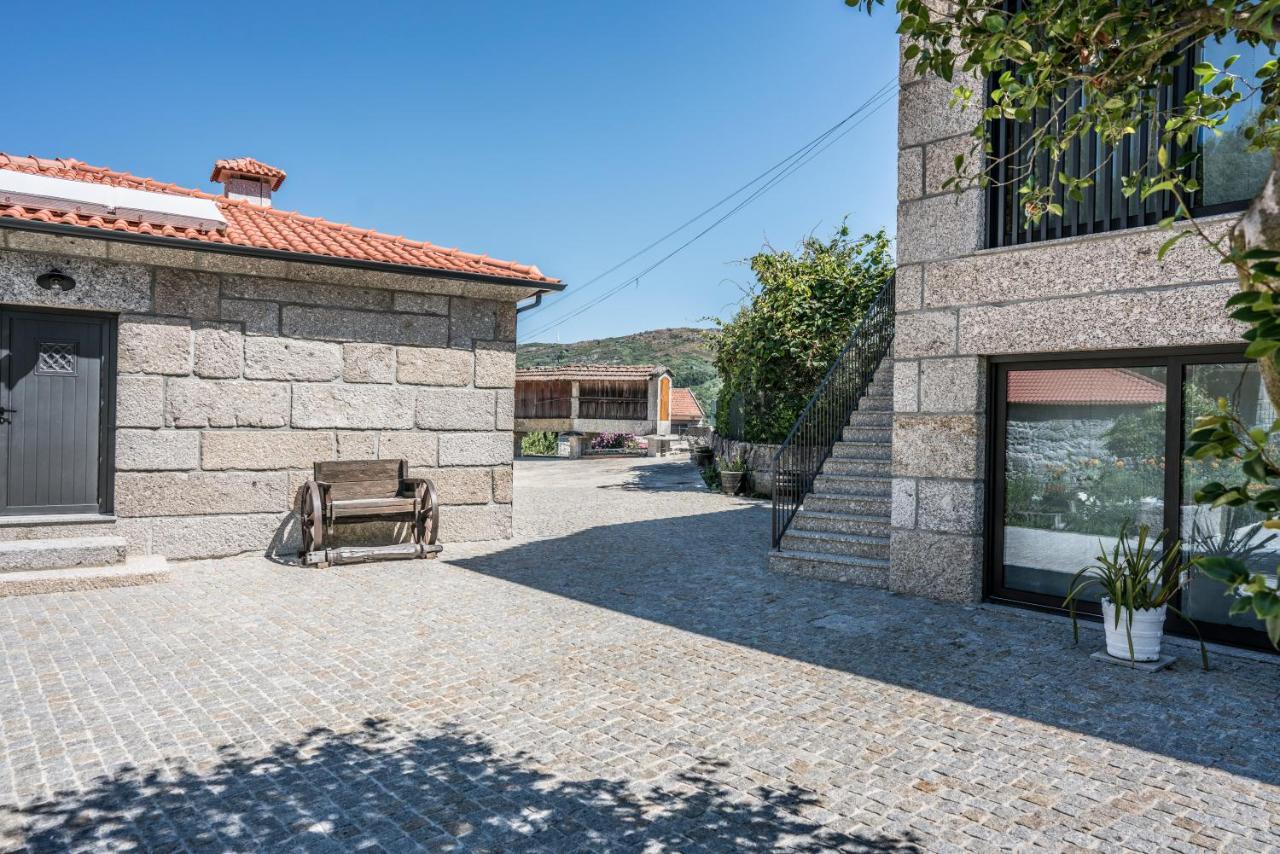 בית הארחה פאפה 	Casa Do Vale מראה חיצוני תמונה